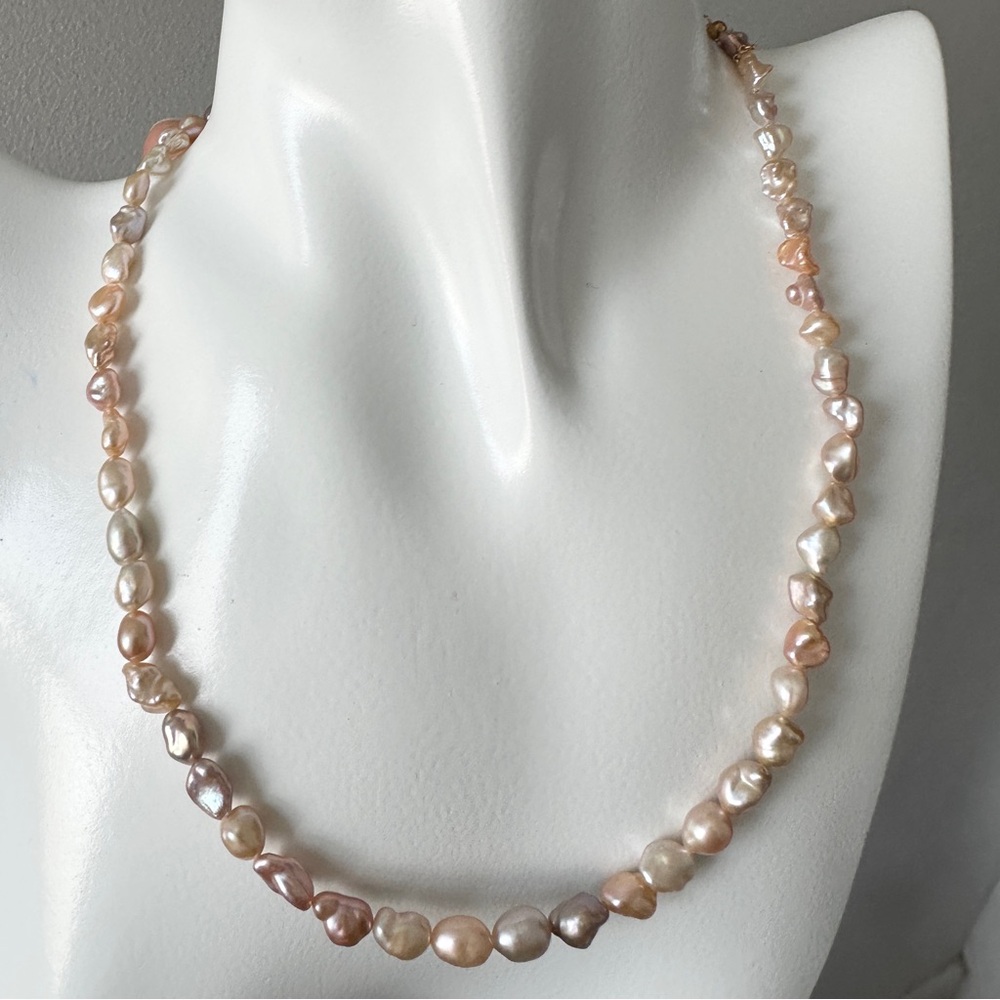 Keshi Pearl Necklace with Pink and Cream Hues 4.5-5.5mm